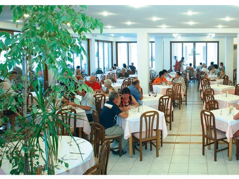 Alfa Hotel 4*
